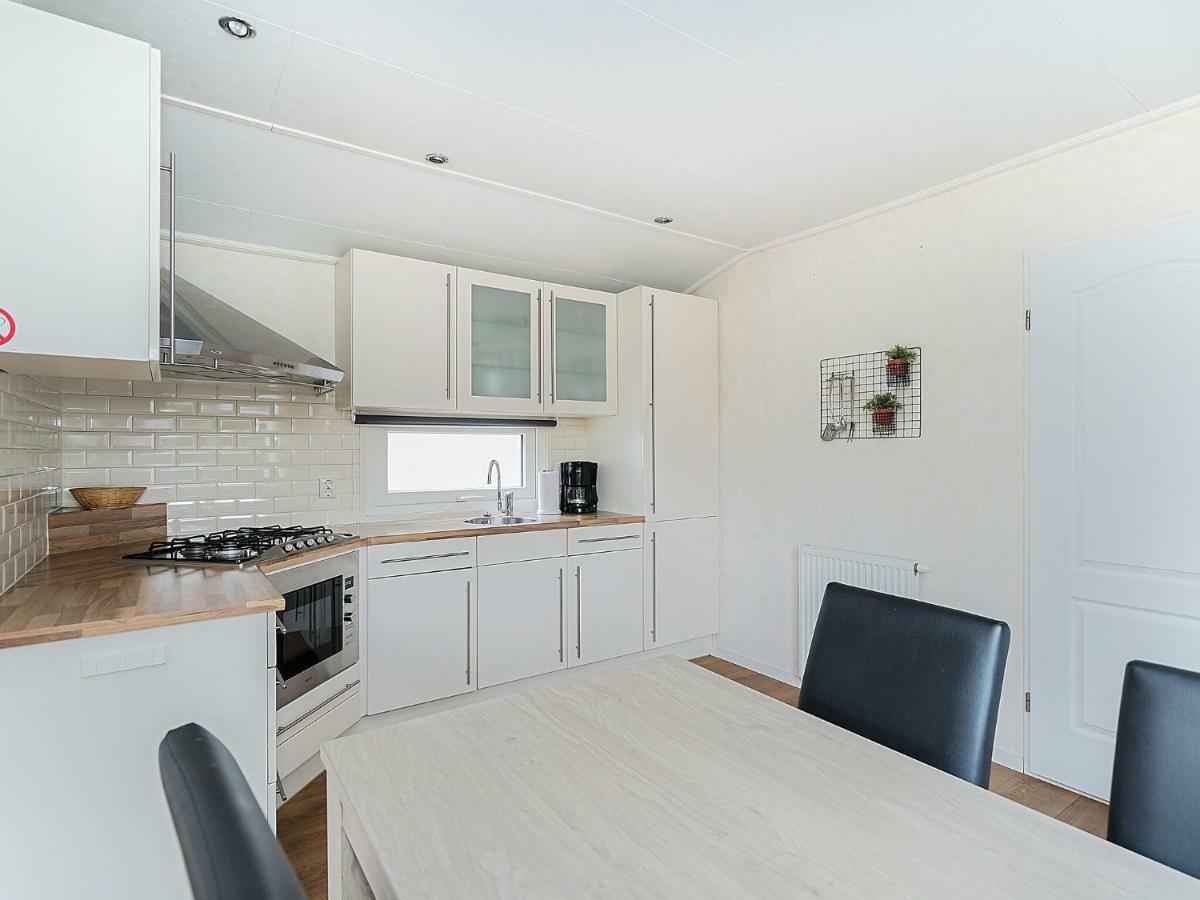Comfortable Chalet With A Terrace At 3 Km From Baarle-Nassau Exterior photo